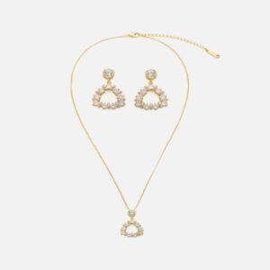 ‎ طقم نسائي من حلق وسلسال بلون ذهبي