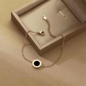 اساور نسائية كلاسيكية رومانية